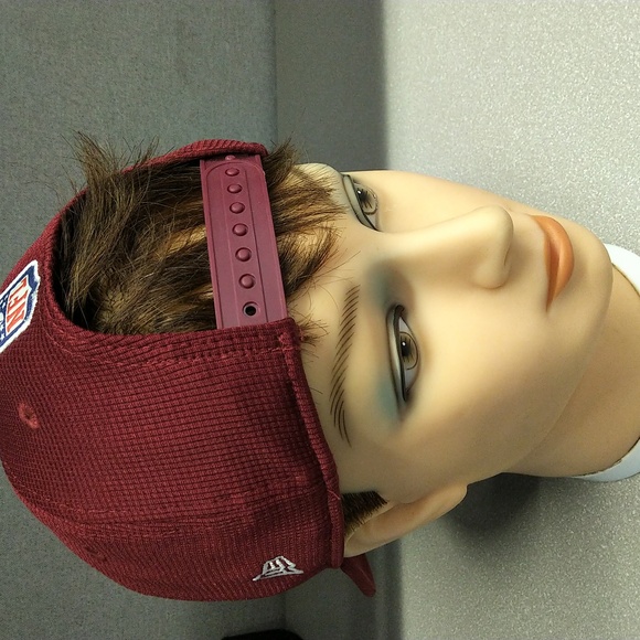 Licenced NFL cap - Picture 4 of 6